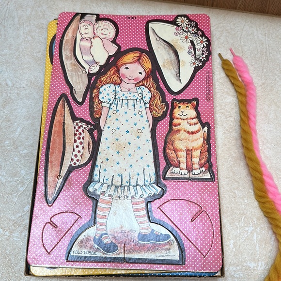 1975 Rare Vintage Holly Hobbie Sew On Colorforms Busy Fingers Activity Toy. NEW - Picture 5 of 12